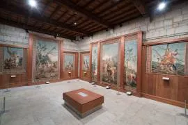 Vista general de la sala dedicada a los tapices de Goya