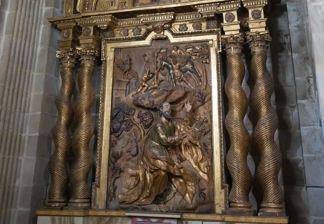 Retablo lateral de la capilla del Cristo de Burgos. El Llanto de San Pedro