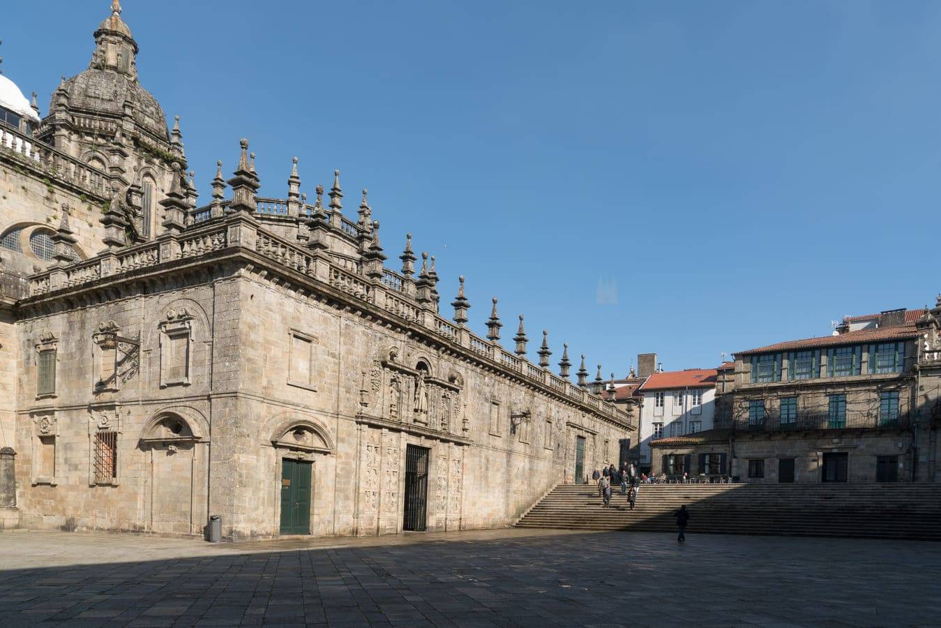 La Puerta Santa en la Fachada de la Quintana.