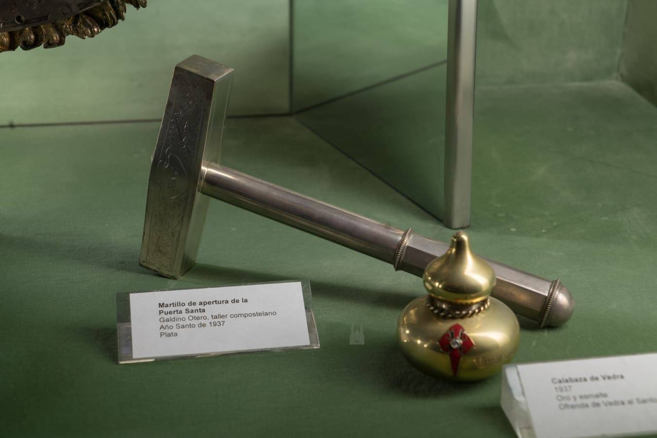 Martillo de plata para el ritual de apertura de la Puerta Santa. Galdino Otero. 