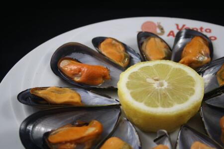 Mejillones gallegos cocidos al vapor. Por Venta Aurelio
