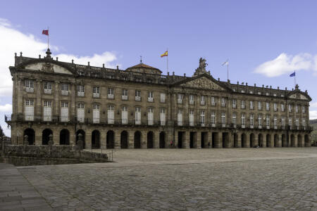Pazo de Raxoi (actual ayuntamiento y sede de Presidencia de la Xunta de Galicia) Bene Riobó