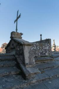 La Cruz de los Farrapos en las cubiertas de la catedral, en la parte de la cabecera